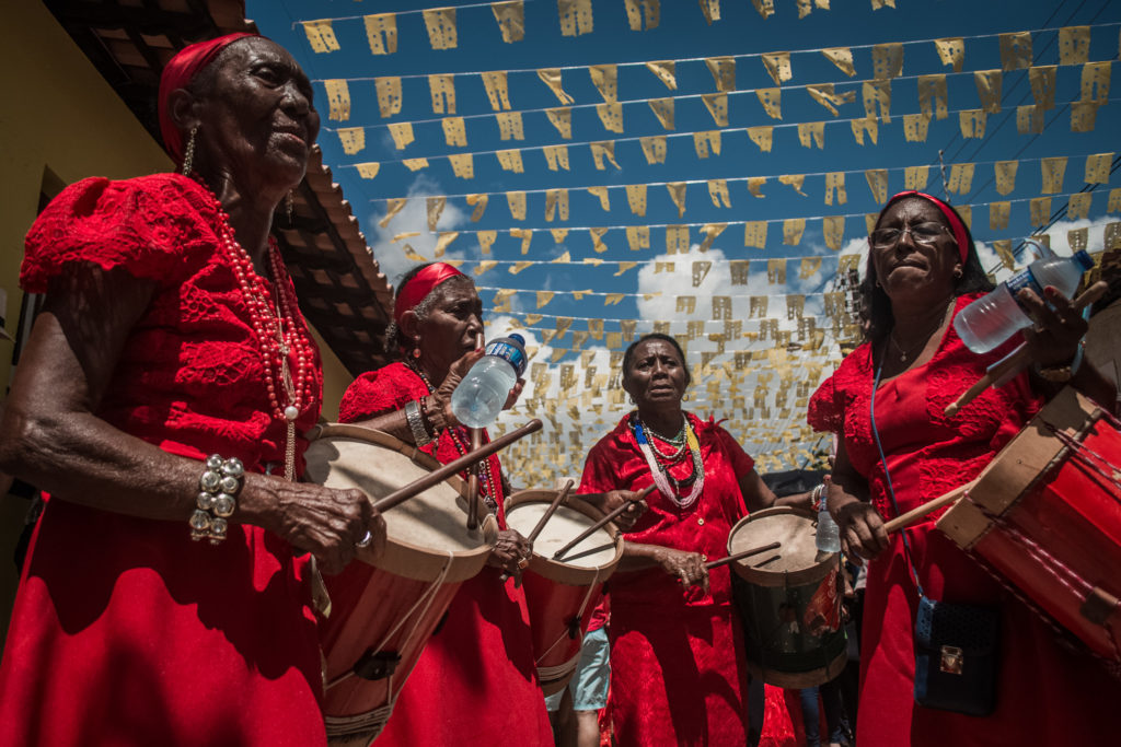 Festejo do Divino Espírito Santo fotografias mostram a tradição nas